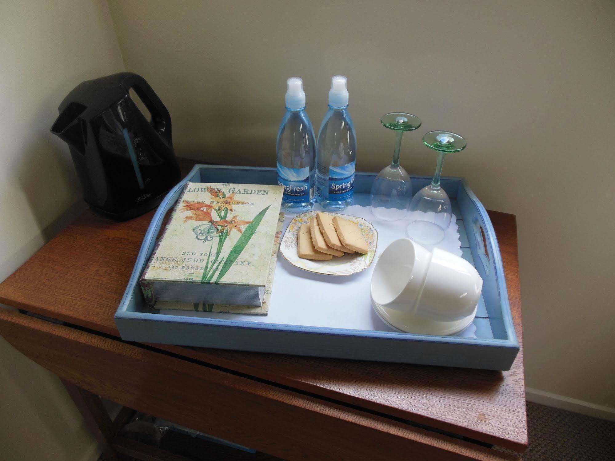 Garden Bed And Breakfast ไครสต์เชิร์ช ภายนอก รูปภาพ